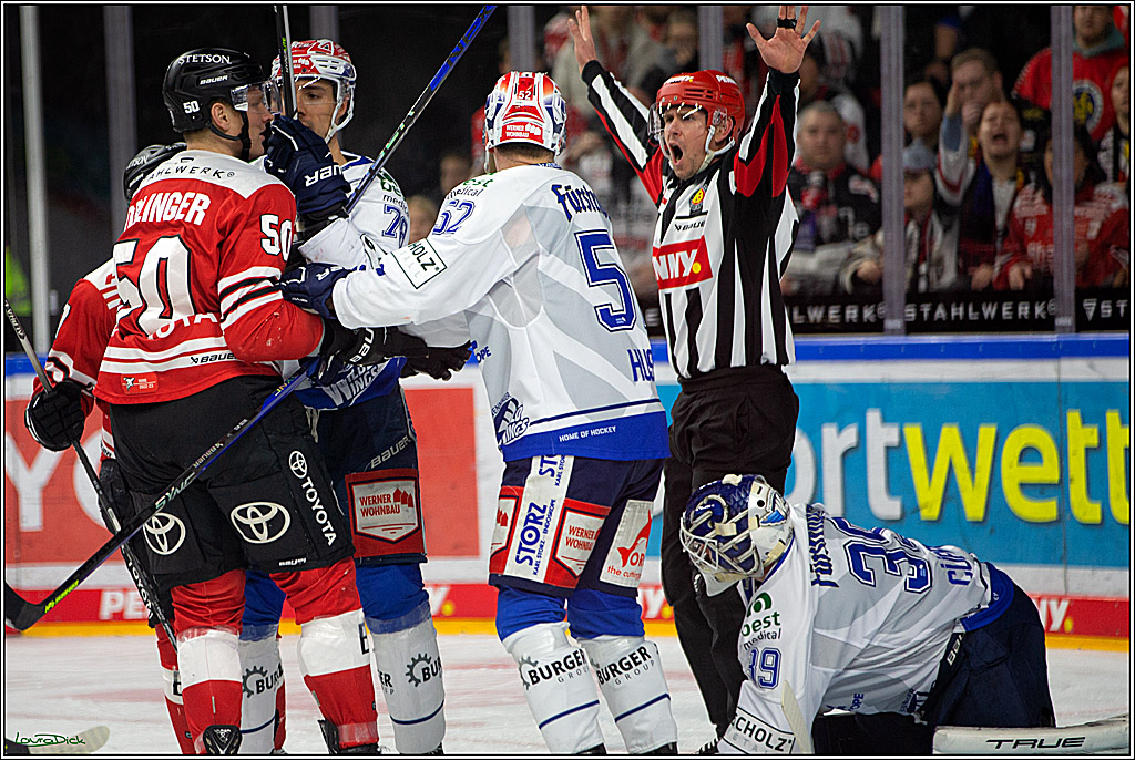 PENNY DEL; Koelner Haie- Schwenninger Wild Wings; Koeln, 18.01.2023